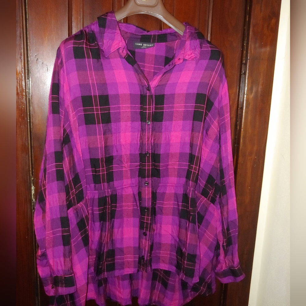 Lane Bryant plaid peplum top size 30/32.